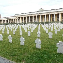 P1180586    Campo militare.